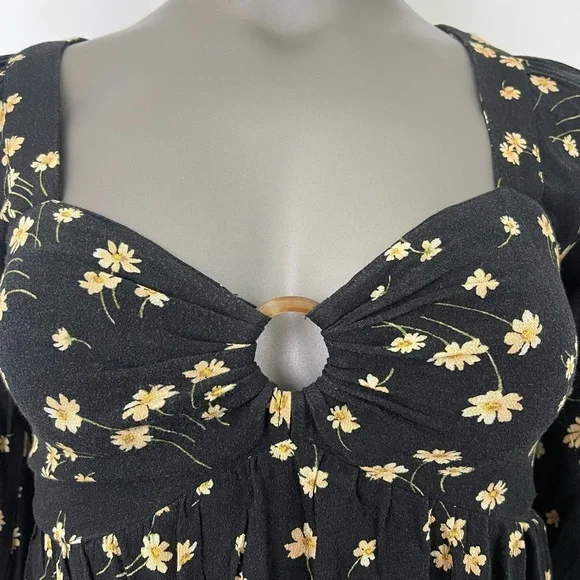 American Eagle Outfitters Blouse Womens S Black w. Yellow Floral Puff Sleeve Top - Picture 2 of 14